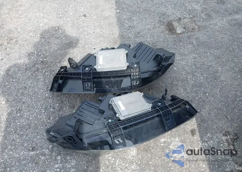 2017 Tesla Model X 100D/75D/90D from USA, damaged, VIN 5YJXCBE2XHF043785